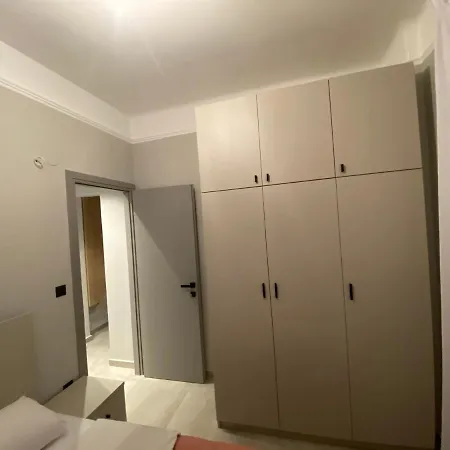 Agias Sofias Center * Thessaloníki