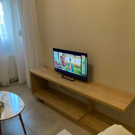 아파트 Agias Sofias Center 테살로니키